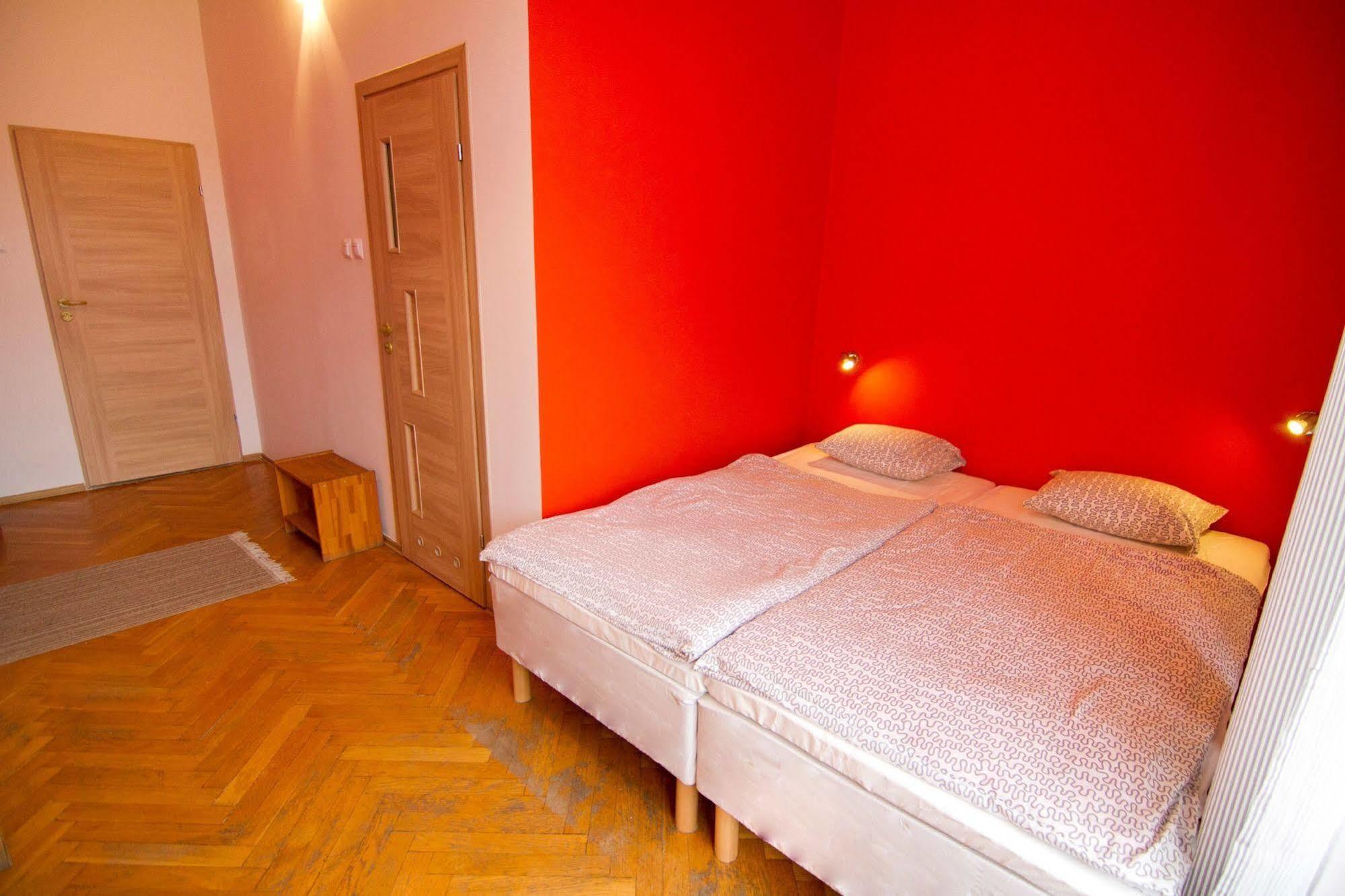 ורוצלב Cinnamon Hostel מראה חיצוני תמונה