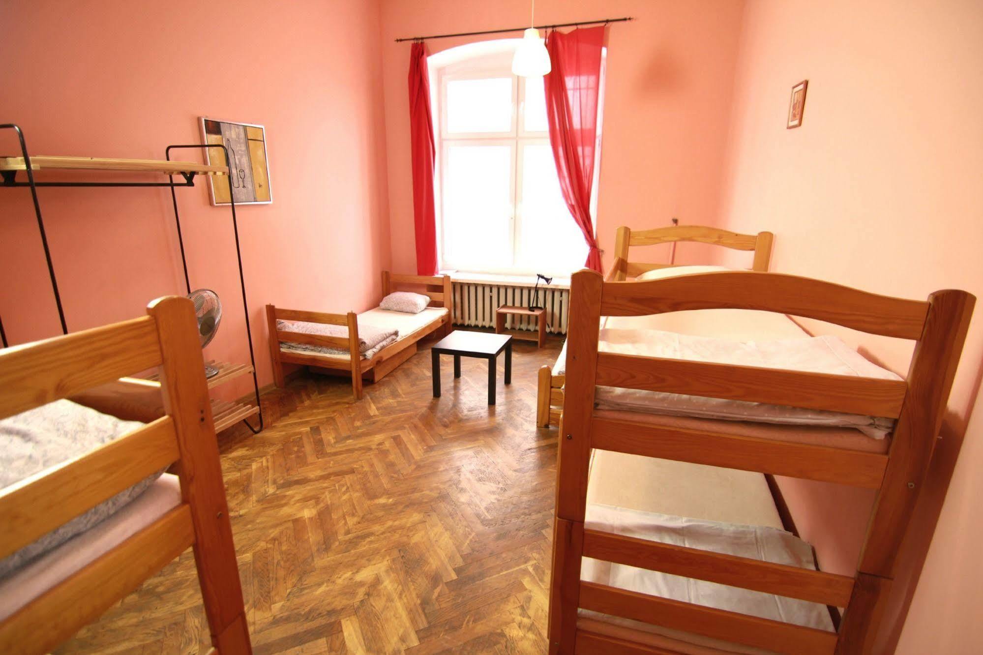 ורוצלב Cinnamon Hostel מראה חיצוני תמונה